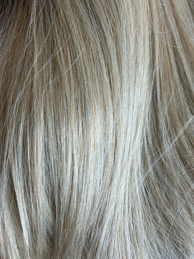 BLONDE